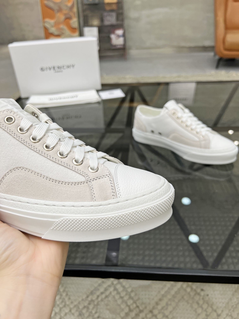 Givenchy Sneakers